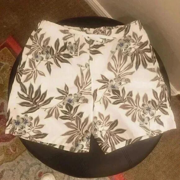 MERONA Men's XL ( 38-42") White/Moss Floral Brief Lined Trunks - Picture 2 of 12